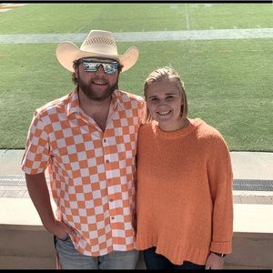 Meet your Posher, Cole